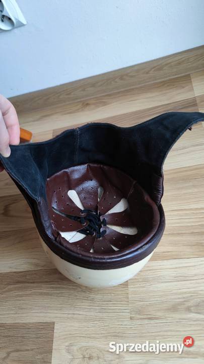 Kask orzeszek prl duży rozmiar ładny stan