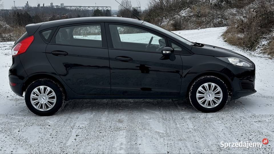 Ford Fiesta MK 7 2013r benzyna dolnośląskie Strzegom