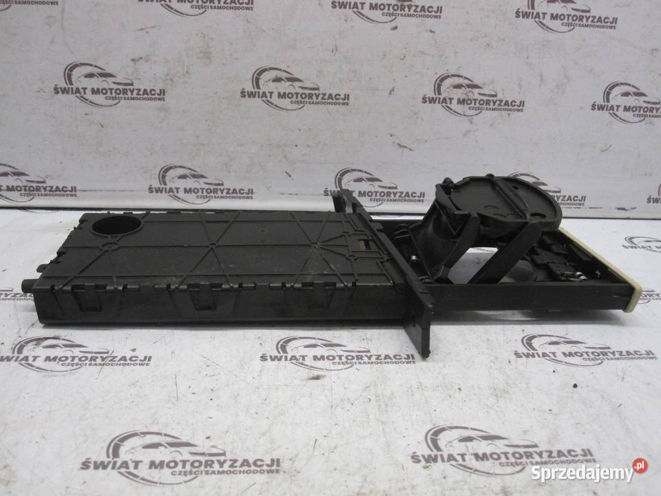 BMW E92 07r cupholder 7127463