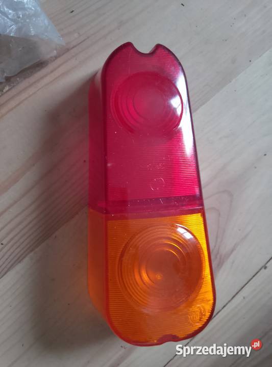 Klosz lampy tylnej Syrena 105 późna NOWA z osobowe Lampy tylne Liszki