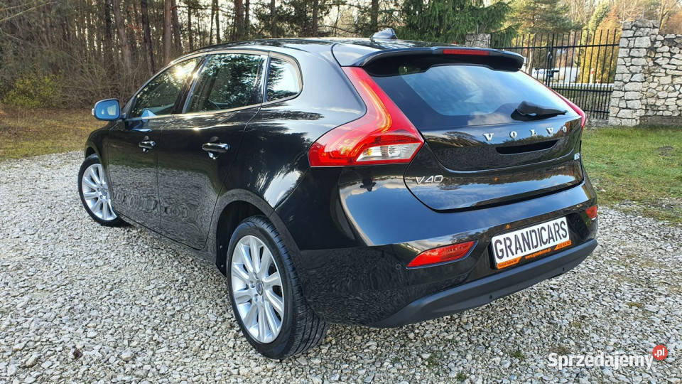 Volvo V40 16 D2 115 Kinetic Navi BiXenon czujnik parkowania Chmielnik