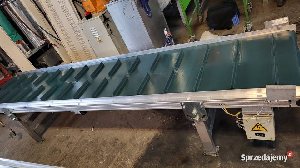 Taśmociąg z zabierakami 310 x 60 x 3 przenośnik