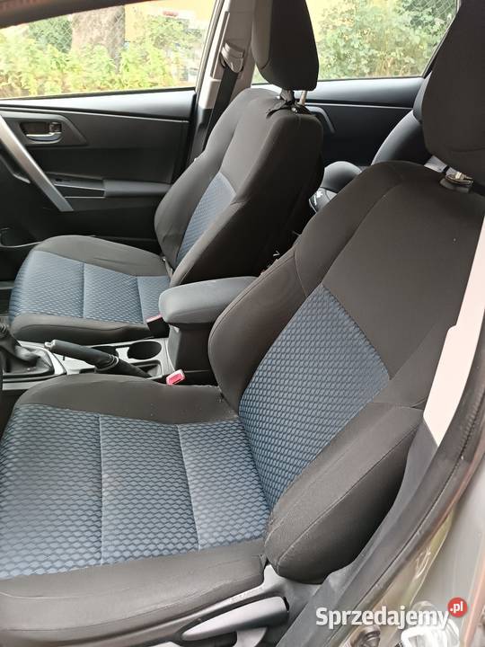 Toyota Auris salon Polska bezwypadkowy manualna