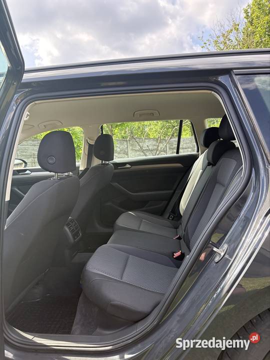 Volkswagen Passat b8 Rok produkcji 2015 Janów