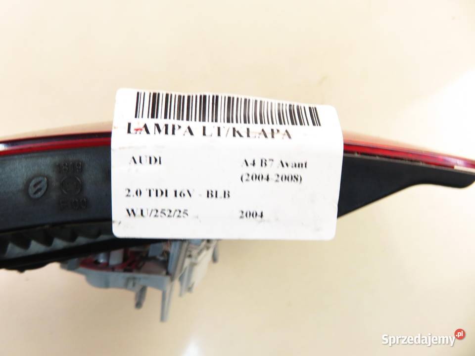 LAMPA LEWA TYLNA KLAPA AUDI A4 B7 Avant