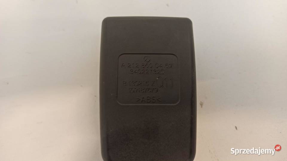 MERCEDES W212 ZAPINKA PASA TYŁ A2128600469