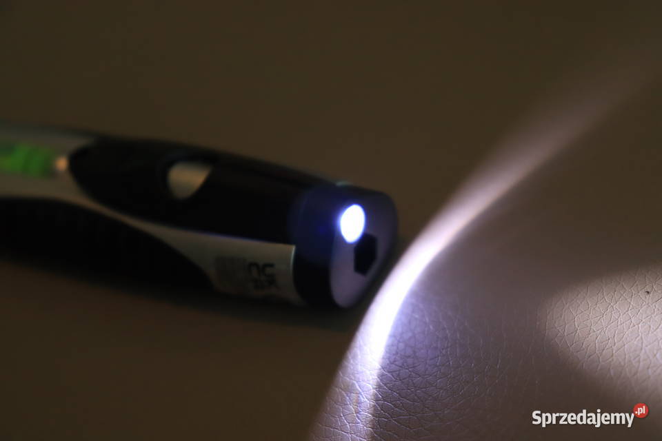 Multitool pozimnica latarka LED śrubokręt Warszawa sprzedam