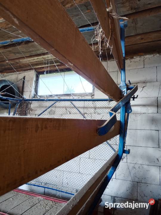 Przyczepa samozbieraja7 Rolnictwo Górno sprzedam