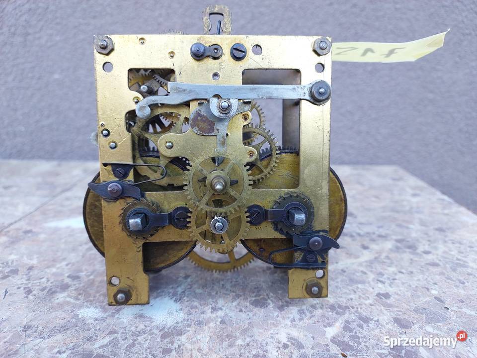 715 Mechanizm starego zegara ściennego Gustav Tczew