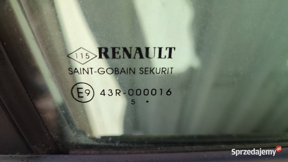 DRZWI PRAWE PRZÓD TYŁ PRZEDNIE RENAULT KADJAR Drzwi Włoszczowa