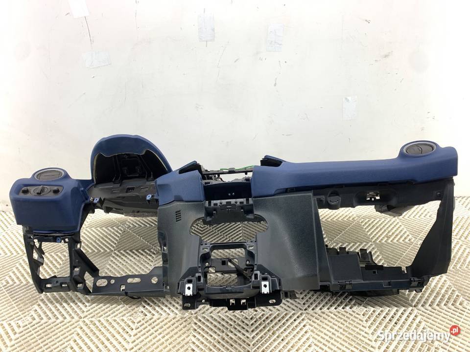 KOKPIT FORD FIESTA MK7 Hatchback KONSOLA DESKA podkarpackie