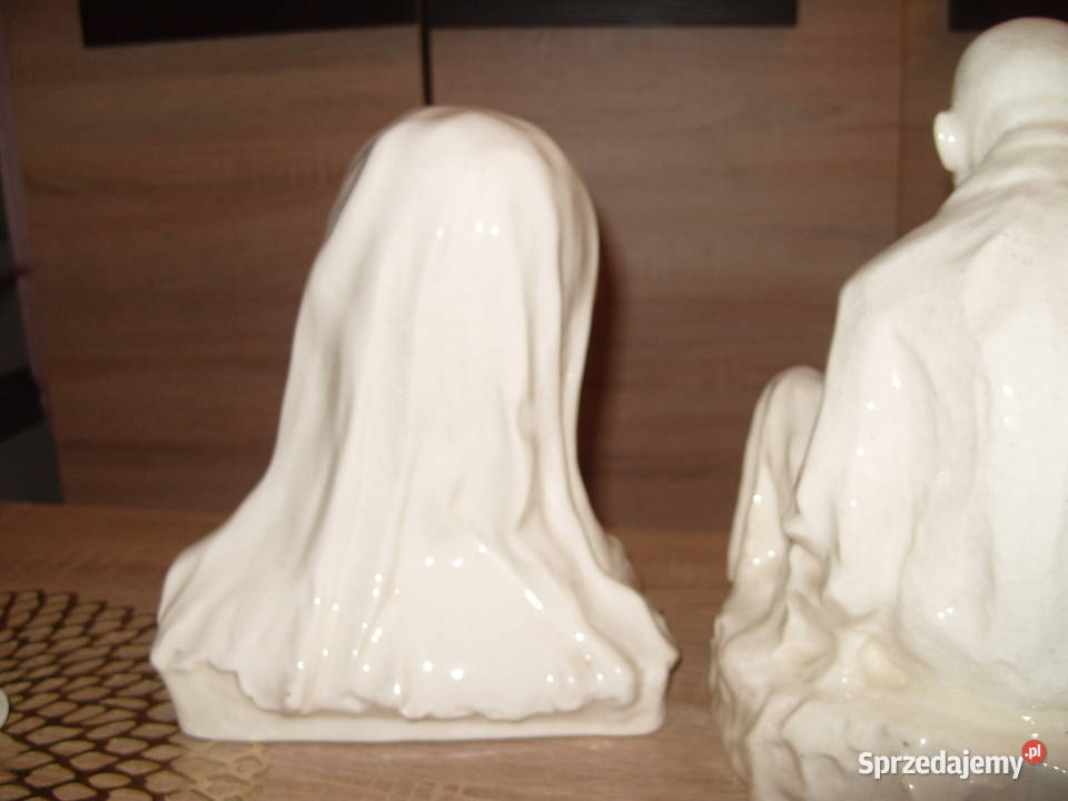 Sprzedam pzedwojenne figurySpiące dzieciKobieta