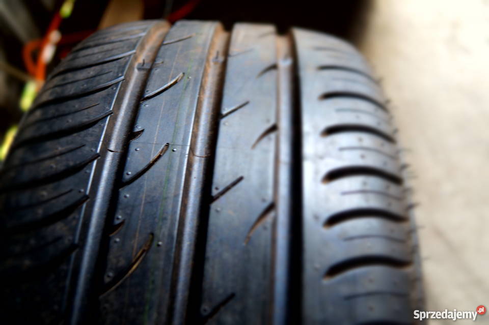 Felgi aluminiowe AZEV z nowymi oponami Sanok sprzedam