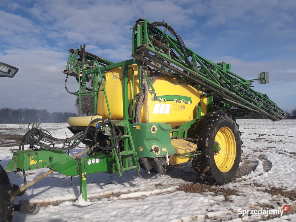 Sprzedam opryskiwacz john deere 740 Piaski