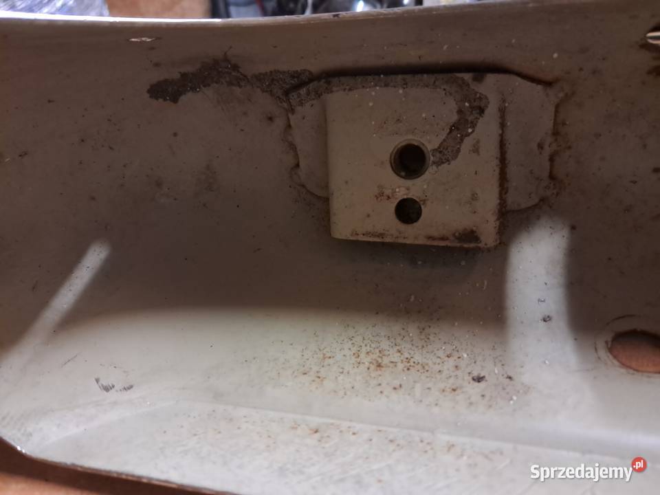 ZDERZAK TYŁ STRONA PRAWA MERCEDES W113 PAGODA Cieszyn