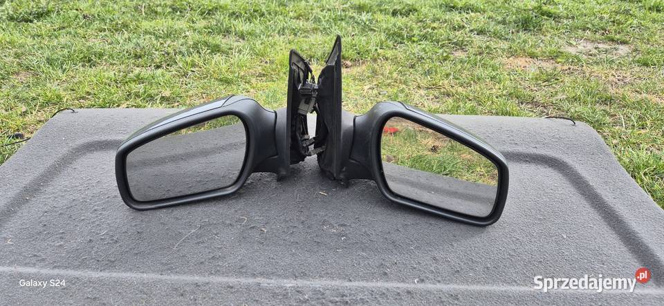 Lusterko prawe lewe Ford Focus mk2 osobowe Zduńska Wola