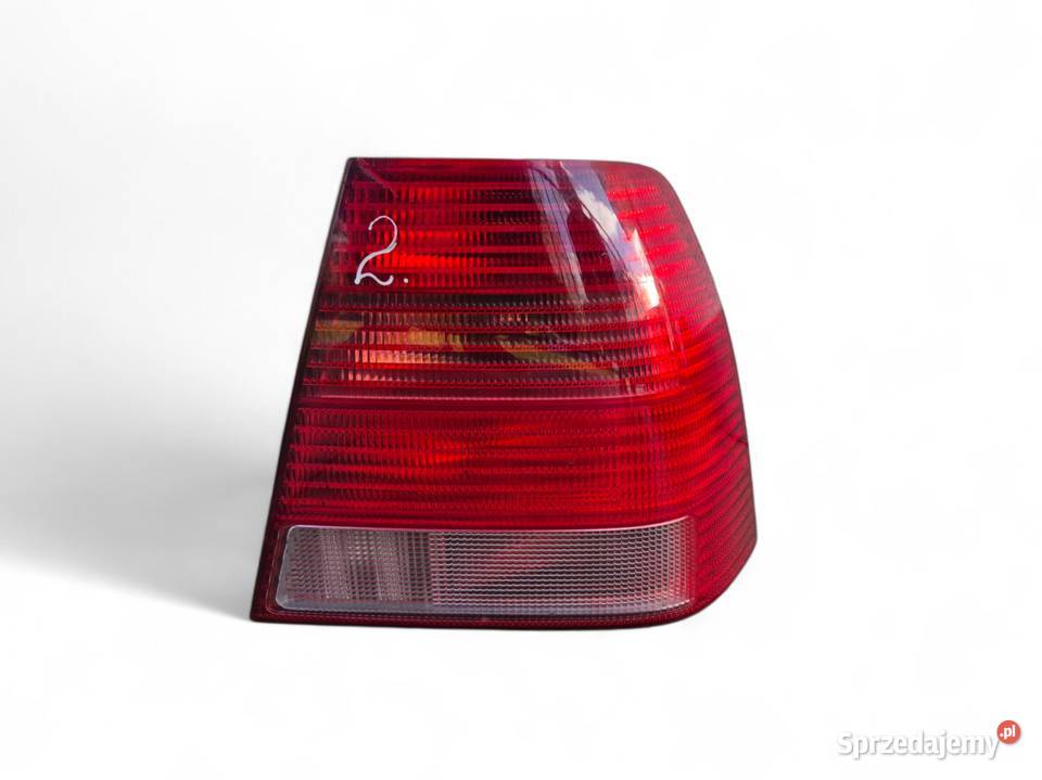 LAMPA TYŁ PRAWY TYLNA PRAWA VW BORA SEDAN osobowe świętokrzyskie Działoszyce