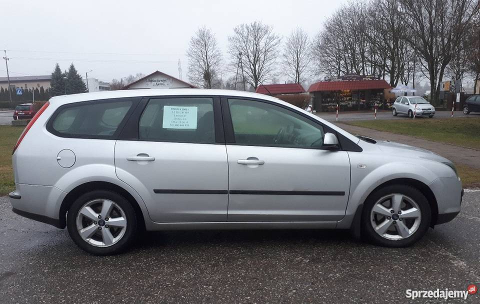 Ford Focus kombi srebrny metalic pierwszy właściciel Samochody osobowe Swarzędz sprzedam