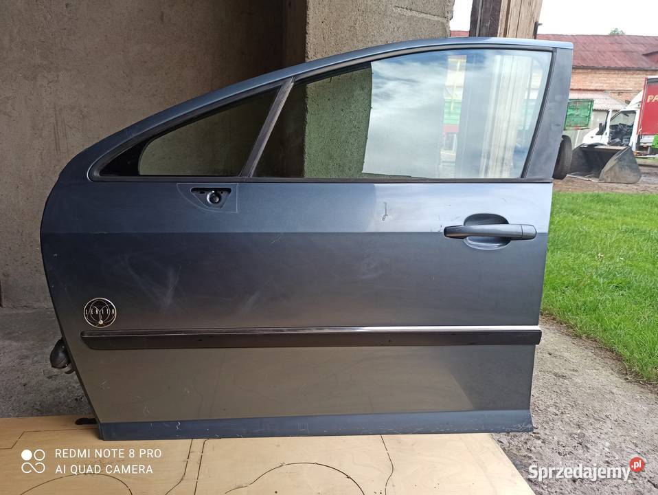 Sprzedam części do Peugeot 407 drzwi klapa i Łęczyca sprzedam