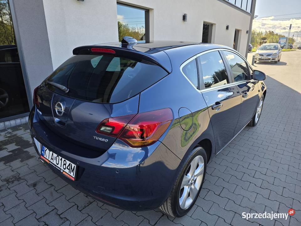 Opel astra J 14 turbo 2010r igła Ładna sprzedam