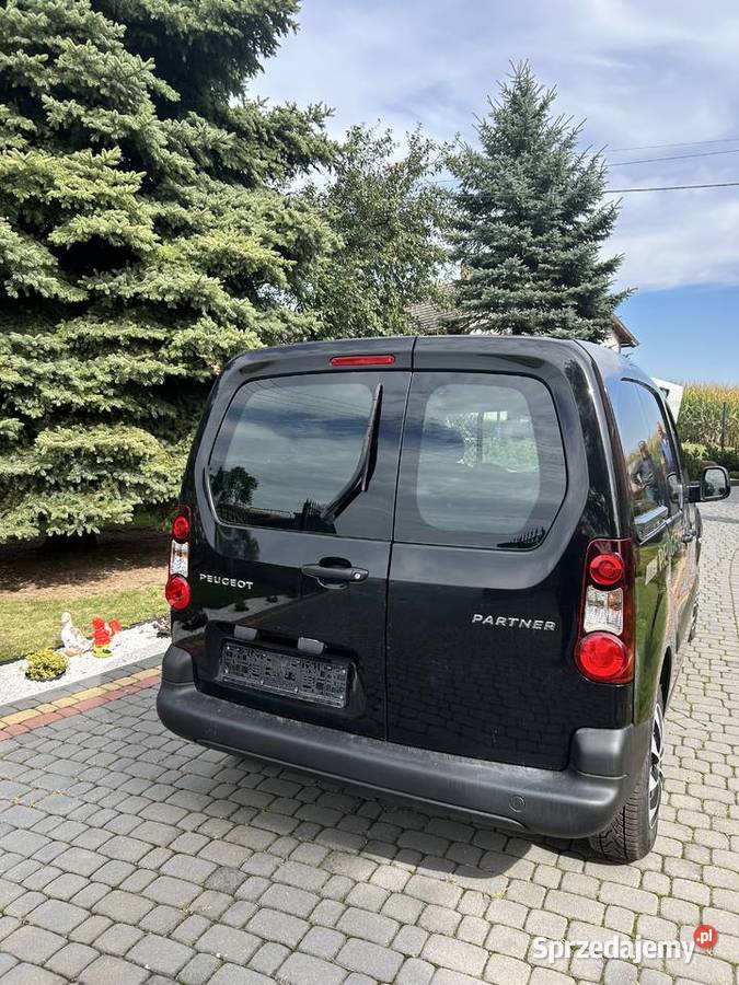 Sprzedam Peugeot Partner 220000km
