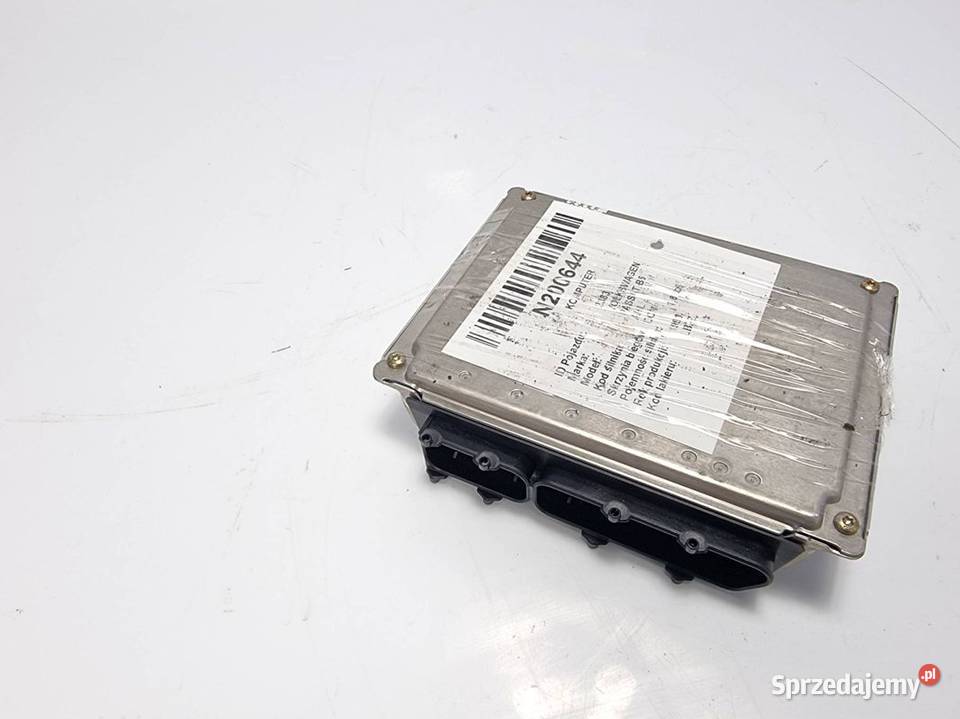 KOMPUTER VOLKSWAGEN PASSAT B5 8D0907557T Lipno