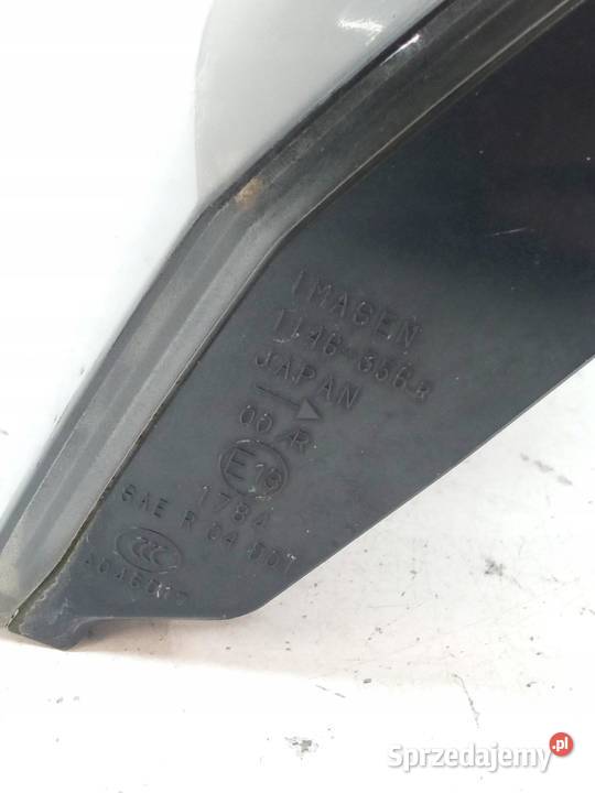 LAMPA TYŁ W KLAPĘ PRAWA EU Mitsubishi Outlander Lampy tylne świętokrzyskie