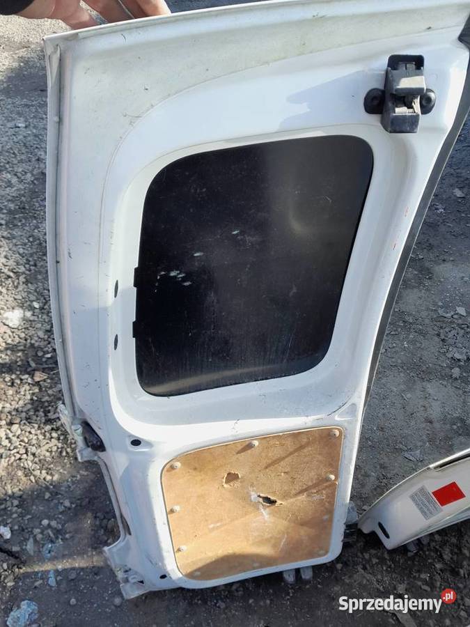 Drzwi tył prawe VW caddy 2007r lewe części