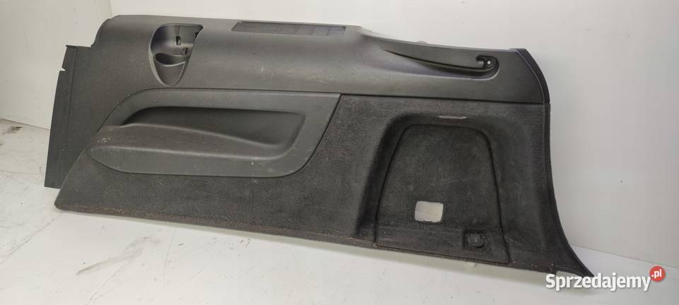BOCZEK BAGAŻNIKA PRAWY AUDI Q7 4L 4L0863880G Przystajń