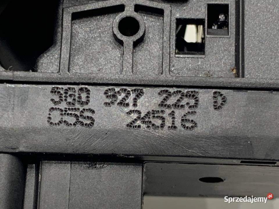 DŹWIGNIA HAMULCA RĘCZNEGO VW GOLF VII 5G0927225D