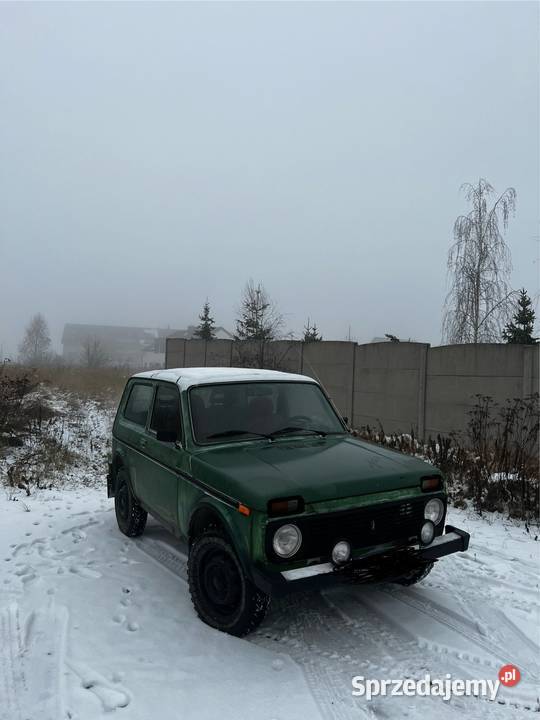 Lada Niva 17 Benzyna 4x4 2003 Klasyczna sprzedam