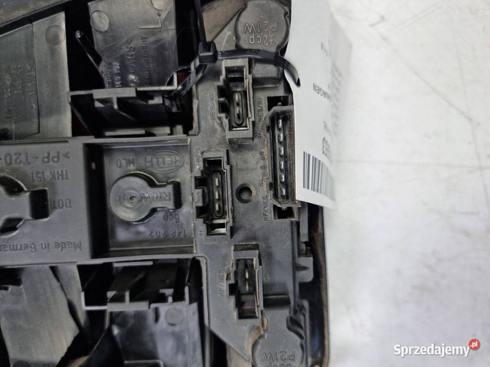 LAMPA LEWA TYŁ VOLKSWAGEN GOLF IV