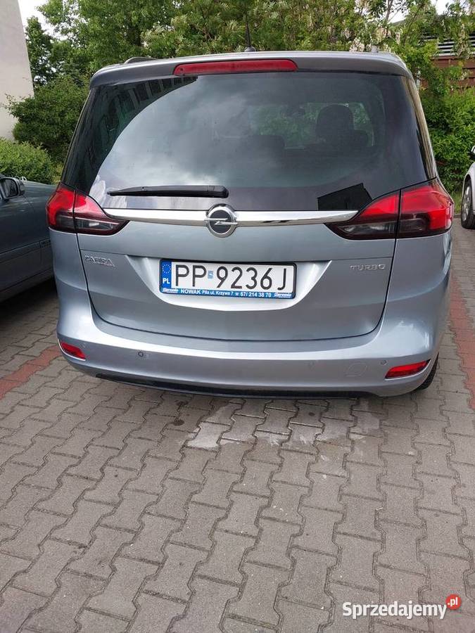 Samochód osobowy Opel Zafira Tourer 14 benzyna nieuszkodzony