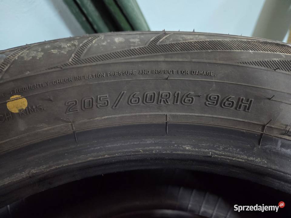 Opony zimowe 20560R16 Falken Krosno