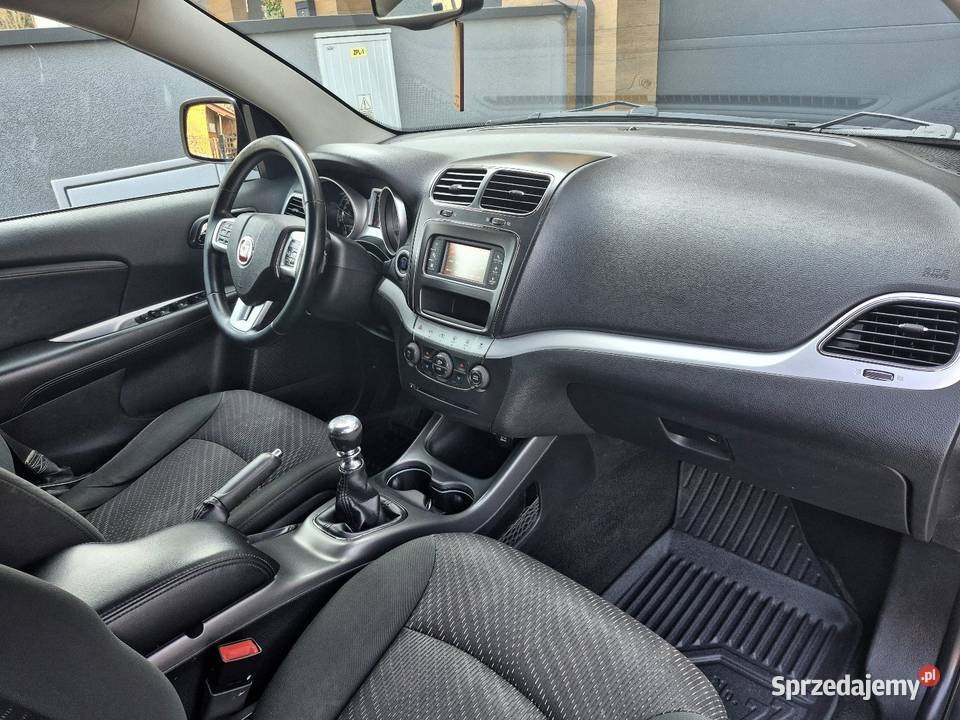 Fiat Freemont 20 MultiJet 7mio Osobowy Manual welurowa tapicerka sprzedam