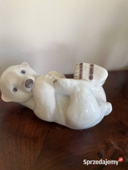 Figurka niedźwiadka polarnego Royal Copenhagen Gdańsk