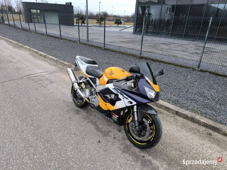 Honda CBR Fireblade SC44 2000r 34 Ładna Sprawna łódzkie Pabianice sprzedam