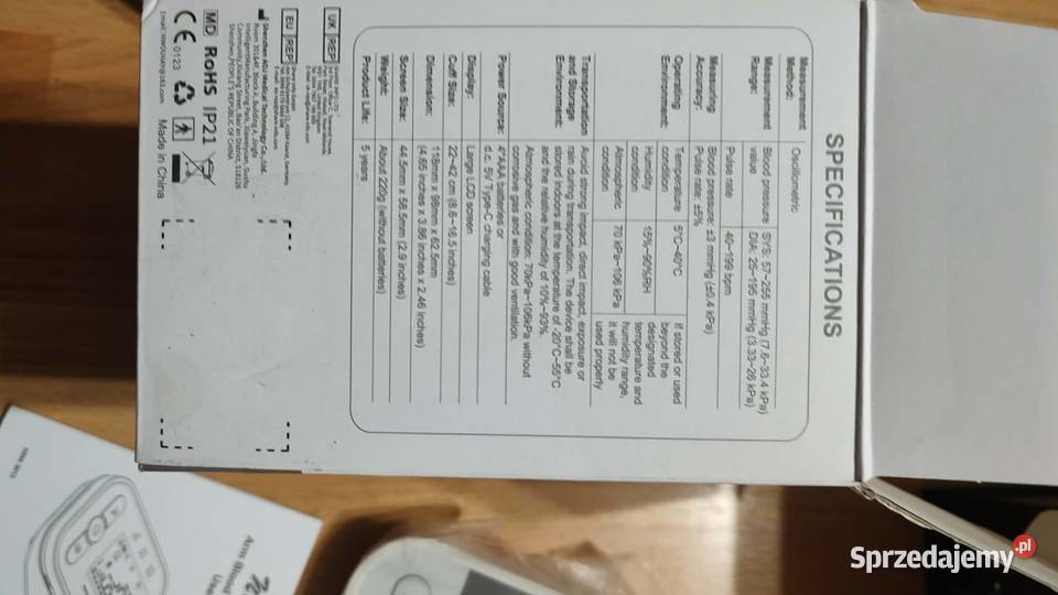 Ciśnieniomierz elektroniczny z mankietem Książ Wielkopolski