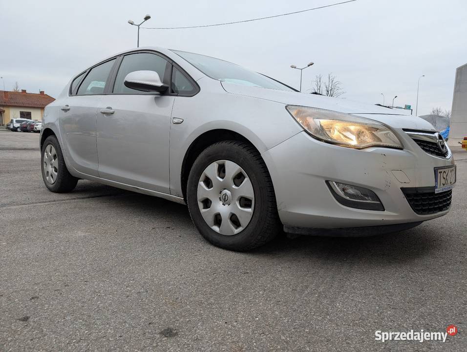 Opel Astra J problem ze skrzynią światła do jazdy dziennej świętokrzyskie sprzedam
