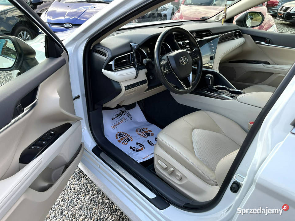 Toyota Camry 25 Hybrid eCVT Executive Pakiet VIP nieuszkodzony Rydułtowy
