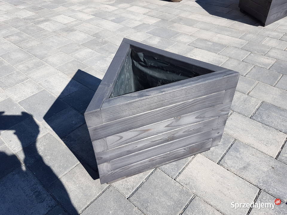 Donica Ogrodowa trójkątna drewniana NOWOŚĆ