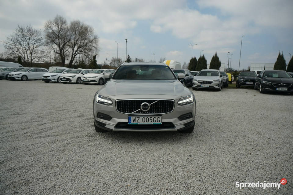Volvo V90 Cross Country B5 D AWD 235 Ultimate automatyczna Poznań