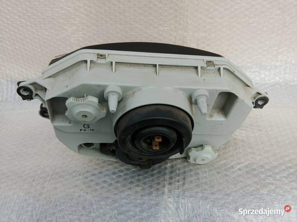 Lampa reflektor przód Honda CBR 1100 XX Reflektory i halogeny