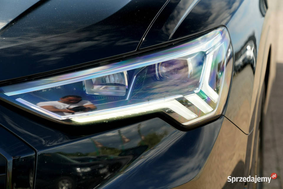 Audi Q3 SLINE skóra FUL LED grzana kierownica czujnik zmierzchu
