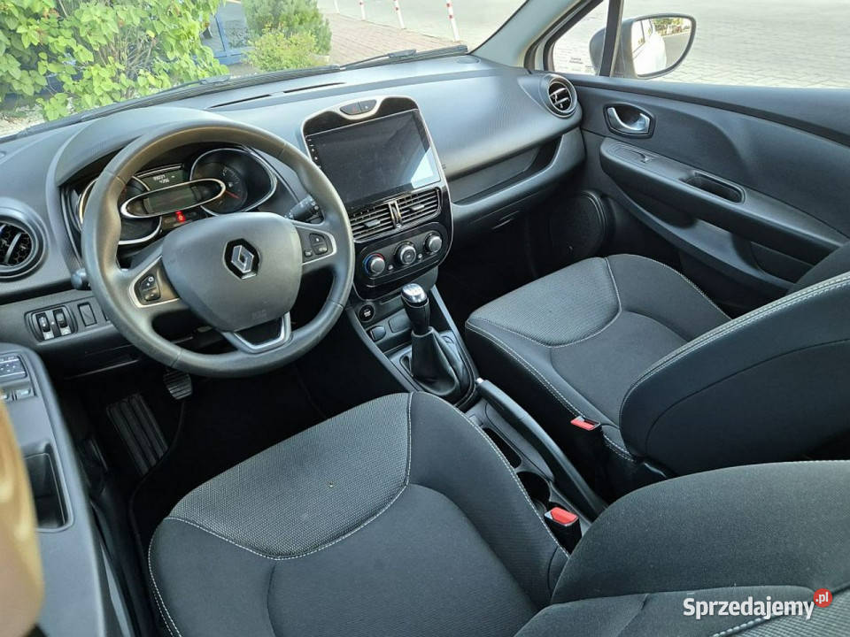 Renault Clio 12 GWARANCJA LIFT nawigacja zadbany garażowany Warszawa