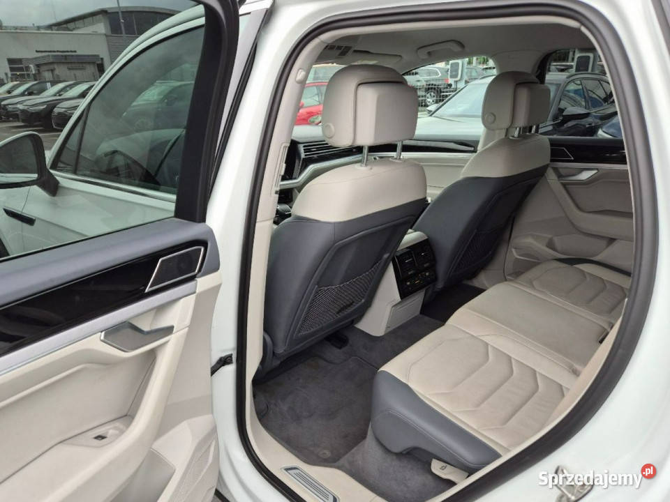 Volkswagen Touareg 30 V6 TFSI 4Mot Elegance Touareg Tychy