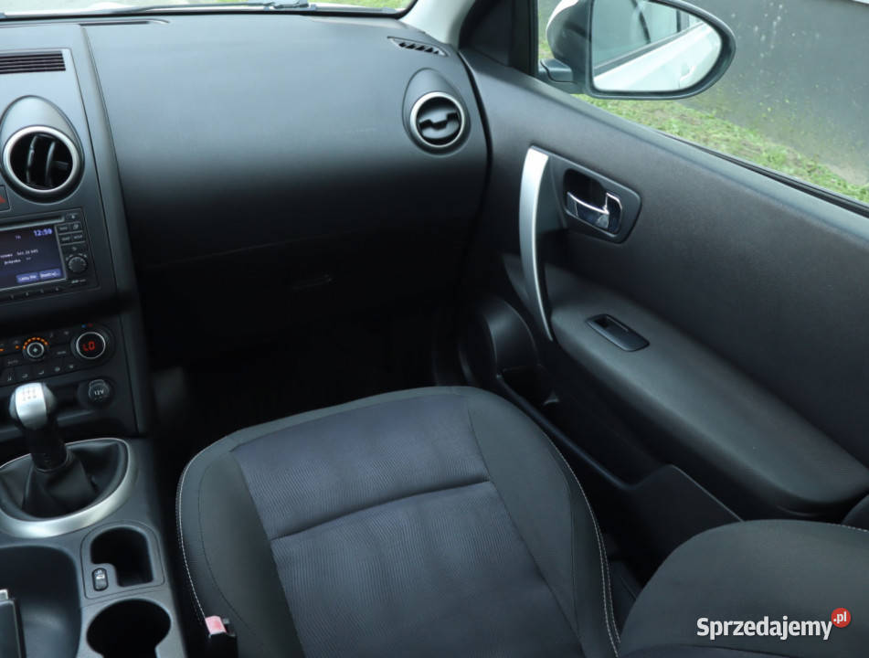 Nissan Qashqai 16 benzyna