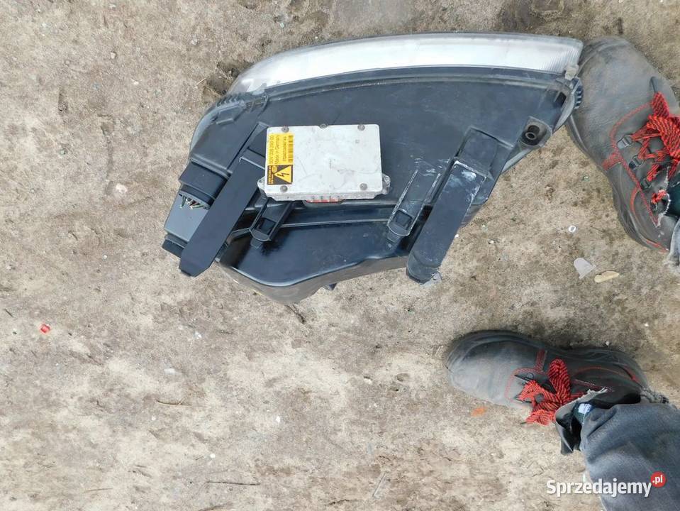 ford c lampa prawa xenon WYSYŁKA