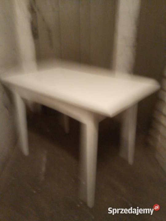 Stół kuchennopokojowy bialy rozkladanynowy sprzedam