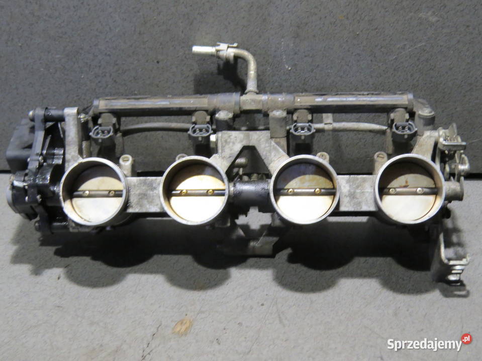 SUZUKI GSR 600 GSR600 K10 PRZEPUSTNICE WTRYSK kujawsko-pomorskie Toruń
